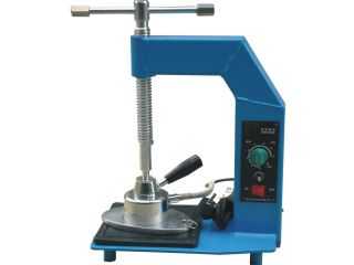 Temp/digital control mid-size tire vulcanizer  AA-TR1